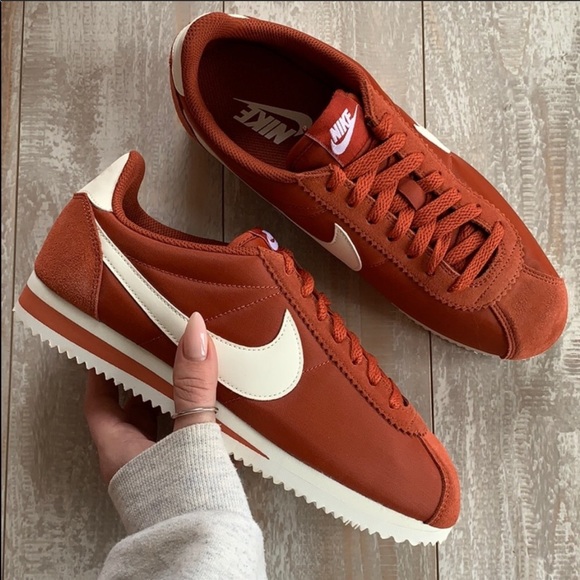 NWT Nike Cortez - Picture 6 of 7